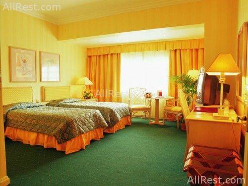 Ascot Hotel 5